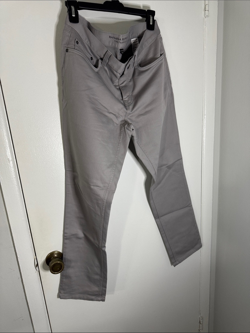 Banana Republic Men's 32x30 Light Gray Slim Traveler Pants